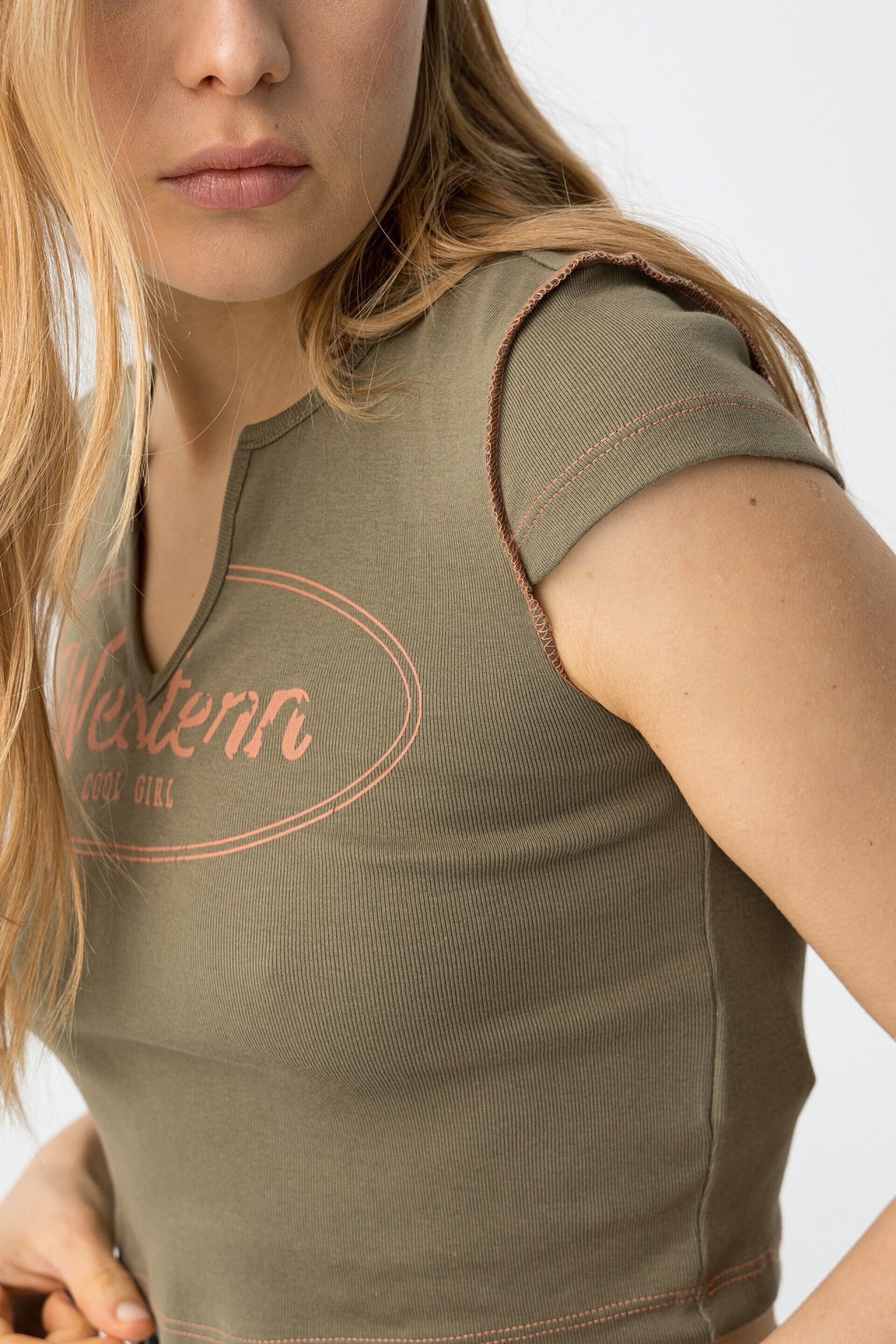 Camiseta Macau Girl - 7