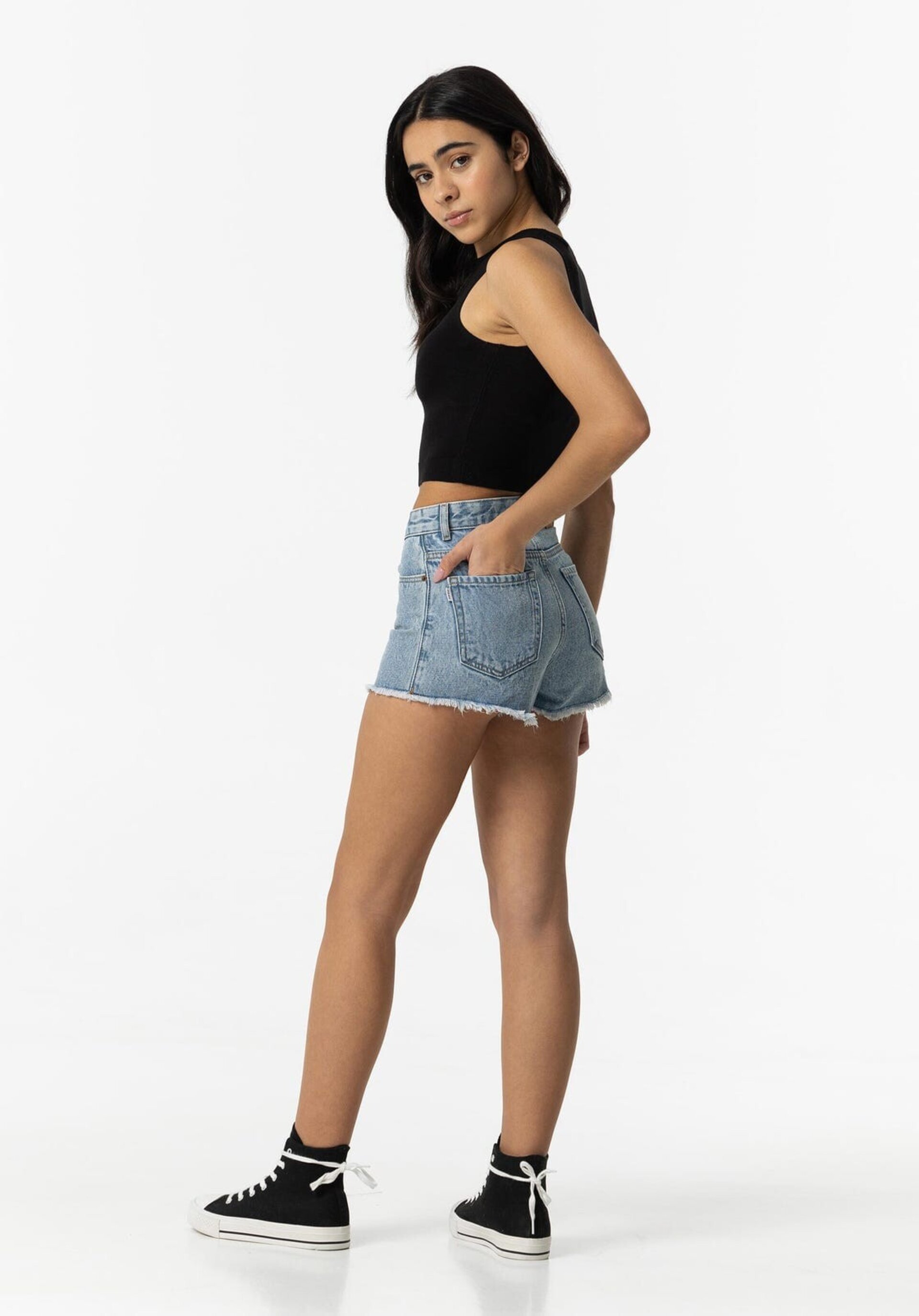 Short Denim con Rotos - 3