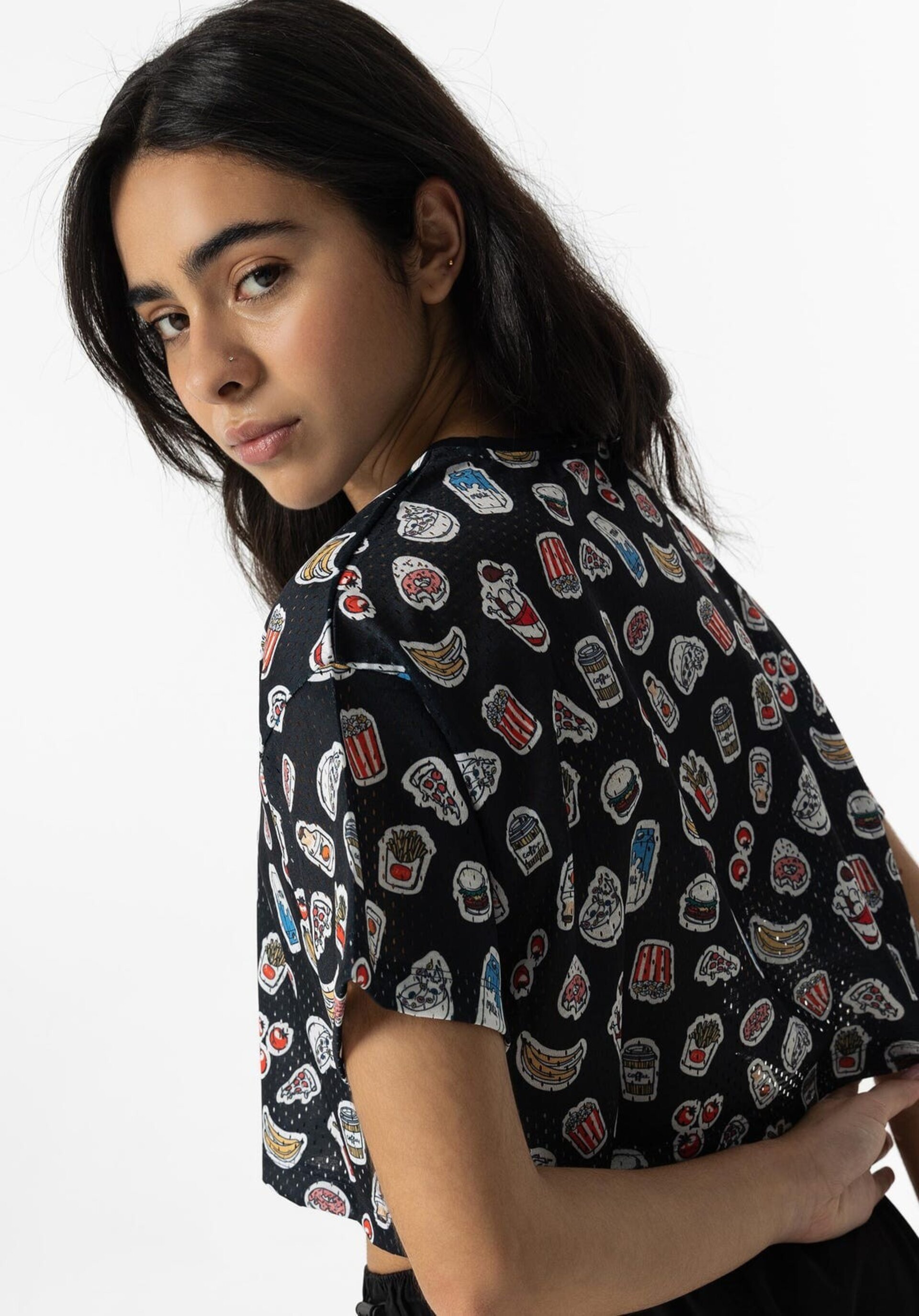Camiseta Perforada Estampada - 6