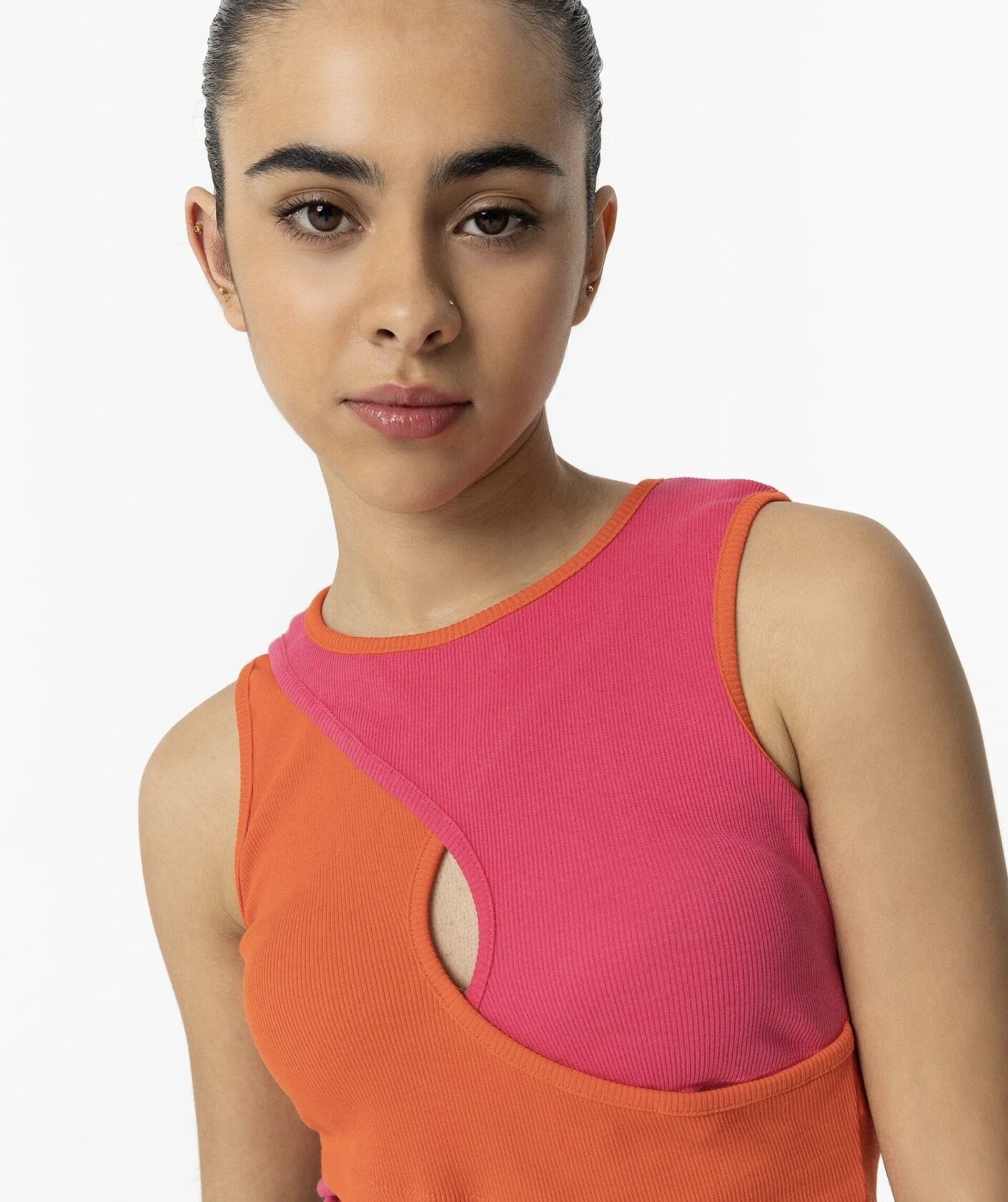 Top Bicolor Cut Out - 4