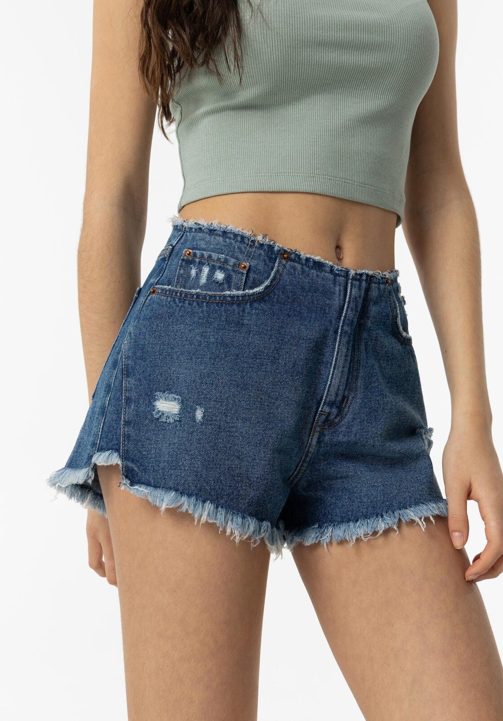 Short Denim con Rotos - 5