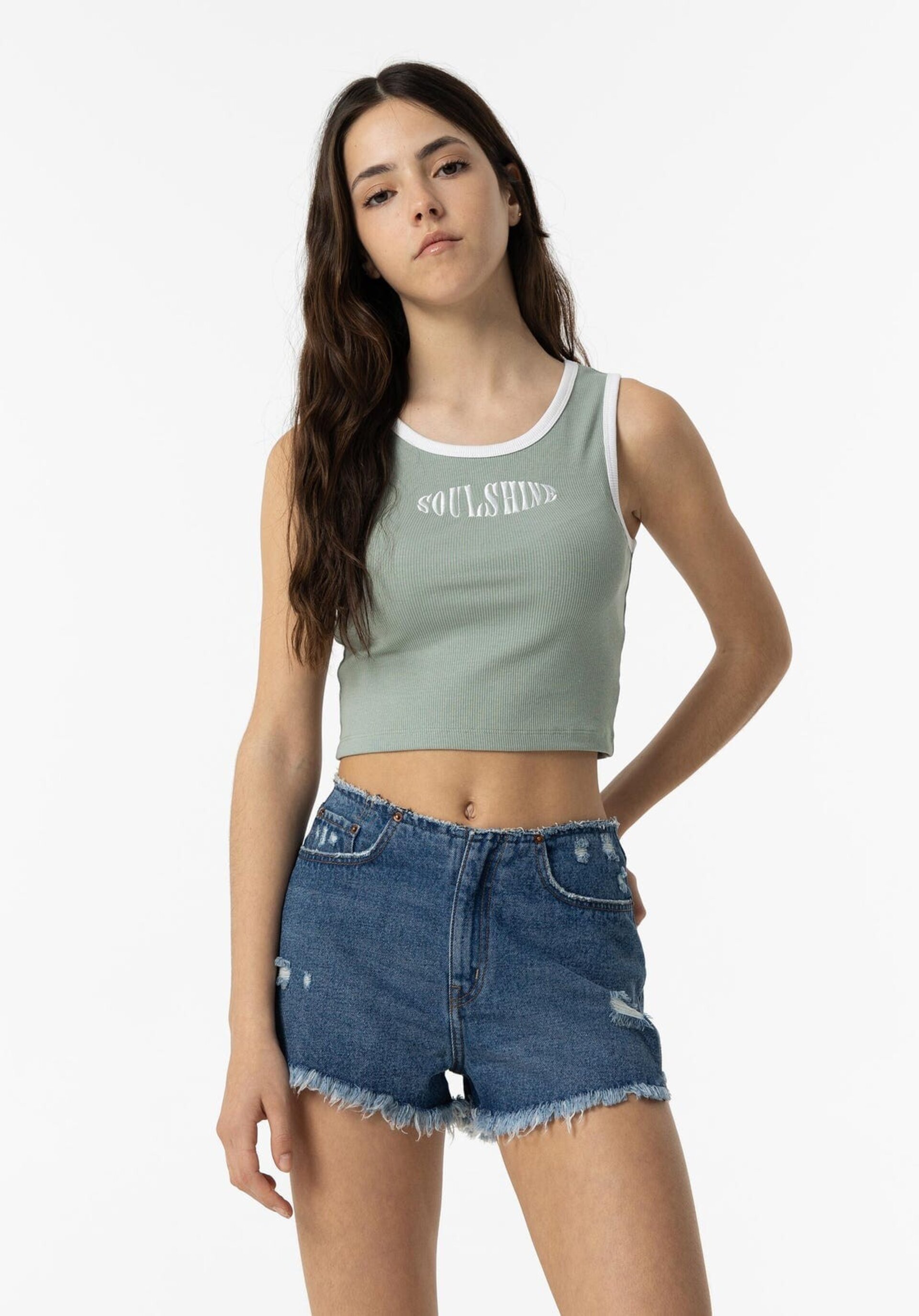 Short Denim con Rotos - 3